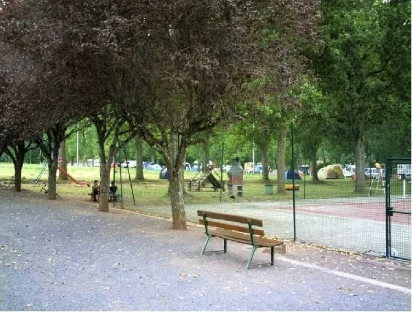 Aire naturelle de camping municipale "La Planque"