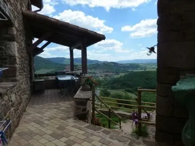 Hameau de Bouyssi : Maison l'Oustal