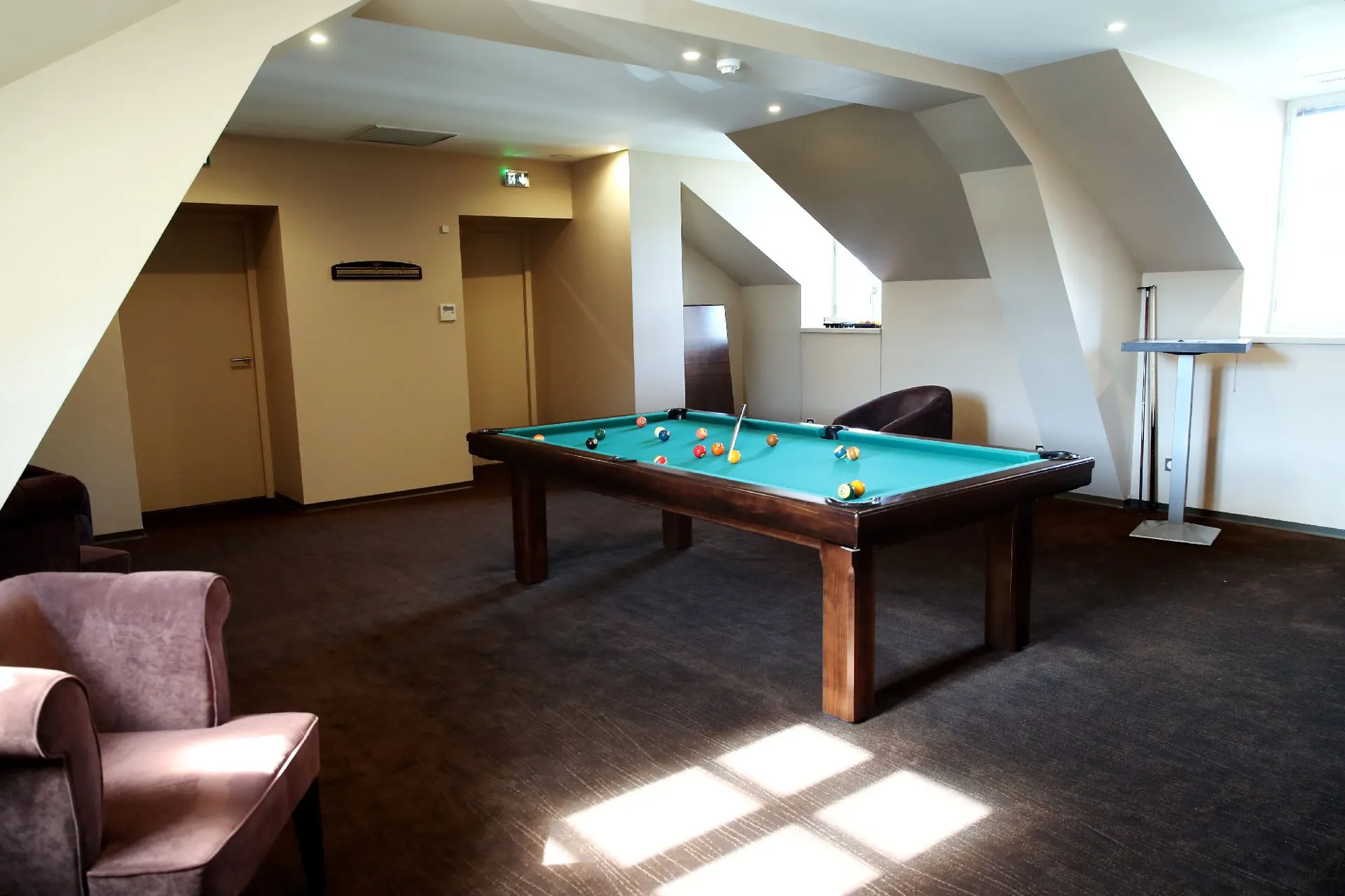 Salle de billard LE 1837