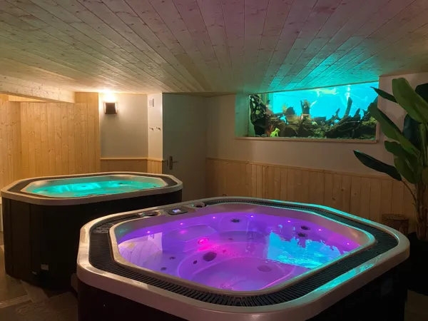 Spa Jacuzzis Hammam Sauna LE 1837