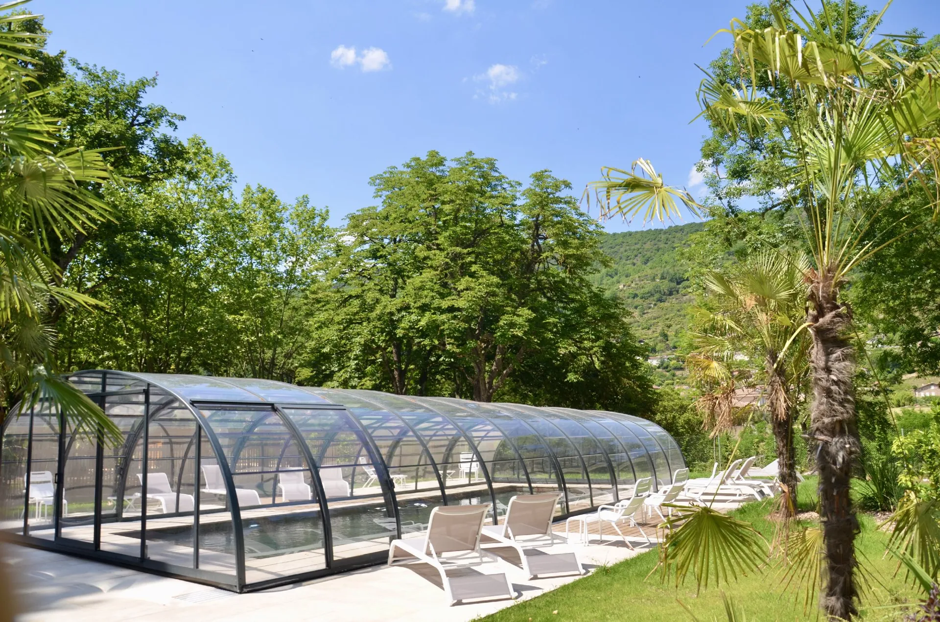 Domaine Le Vaxergues : Gite Ecolodge avec Spa