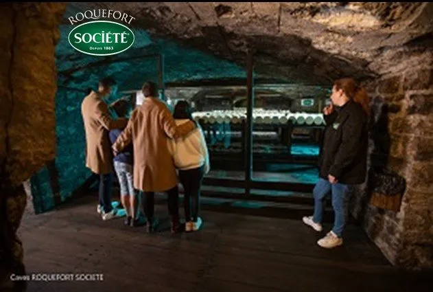 Visite des caves Roquefort Société