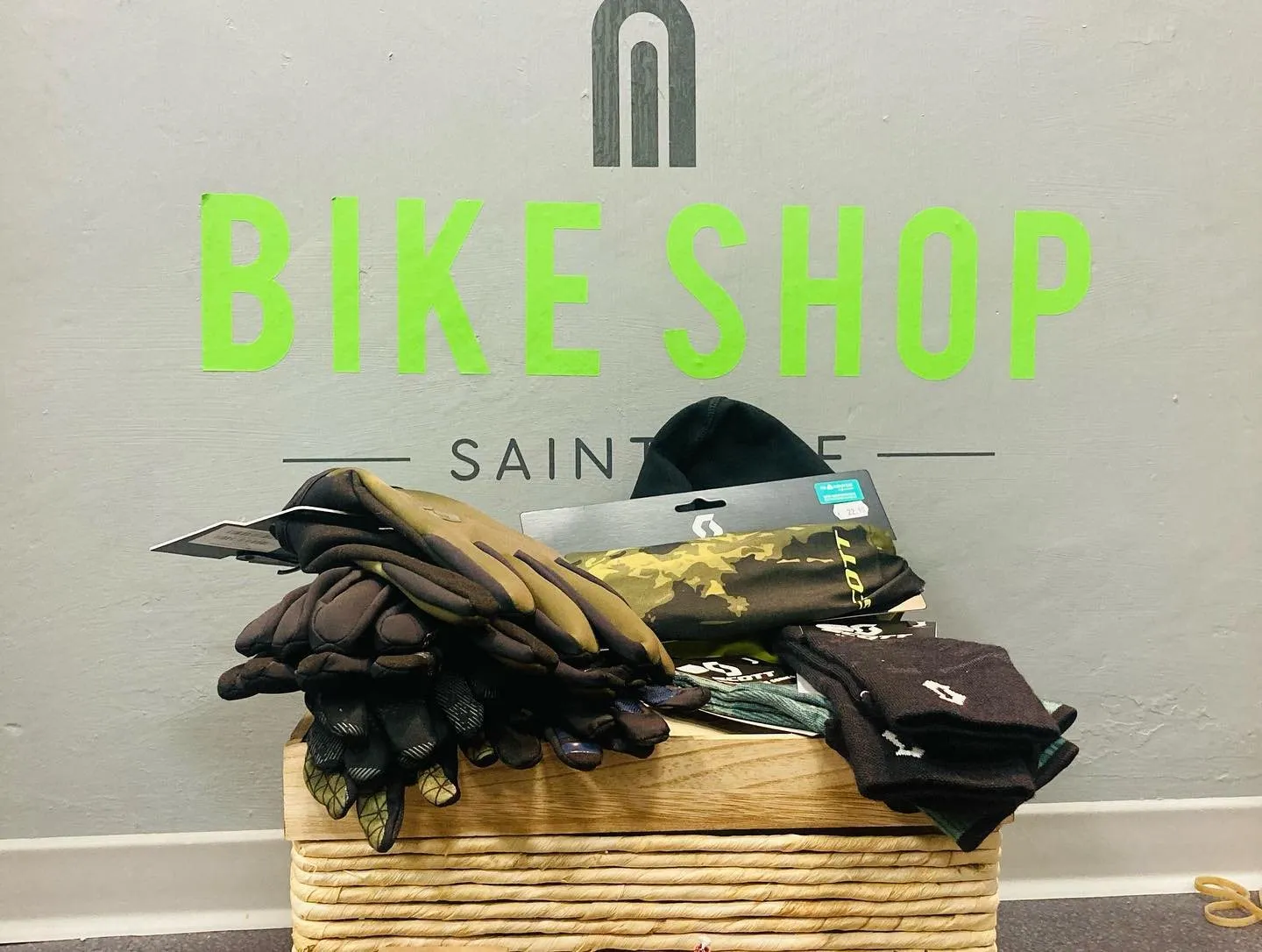 Saint Aff bike shop