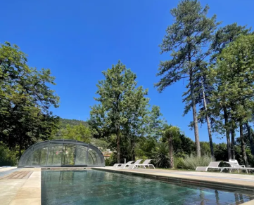 Domaine Le Vaxergues : Gite Ecolodge Le Lévézou