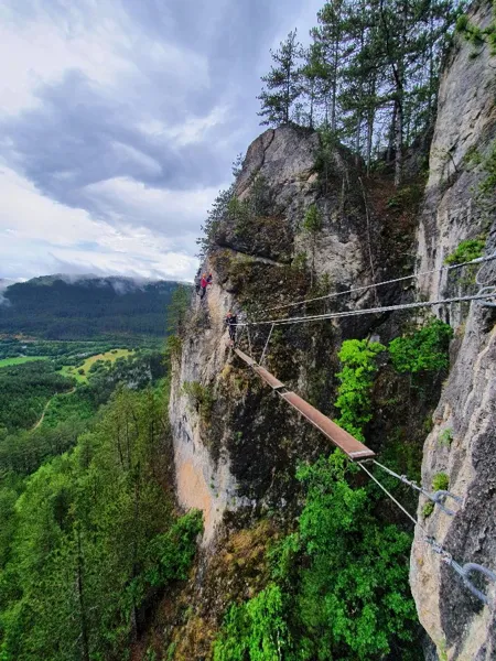 Roc et Canyon - Le Vallon des tyroliennes / Parcours Aventure