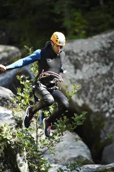 Roc et Canyon - Canyoning avec ou sans cordes